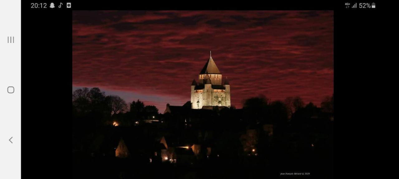 Detente Provinoise Provins Zewnętrze zdjęcie